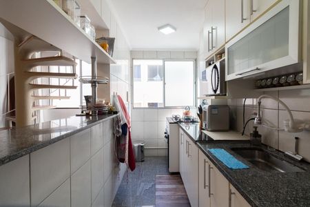 Apartamento à venda com 98m², 2 quartos e 1 vaga Apartamento à venda com 98m², 2 quartos e 1 vagaCozinha