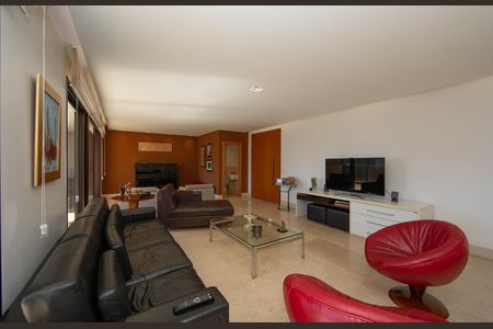 Apartamento para alugar com 278m², 4 quartos e 4 vagas Apartamento para alugar com 278m², 4 quartos e 4 vagasSALA