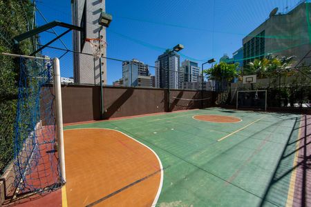 Apartamento para alugar com 278m², 4 quartos e 4 vagas Apartamento para alugar com 278m², 4 quartos e 4 vagasQUADRA