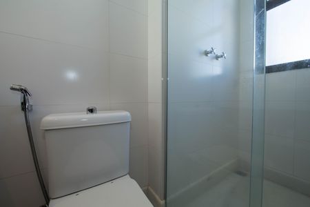 Apartamento para alugar com 278m², 4 quartos e 4 vagas Apartamento para alugar com 278m², 4 quartos e 4 vagasBANHEIRO2
