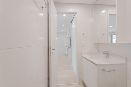 Apartamento para alugar com 67m², 2 quartos e sem vagaBanheiro