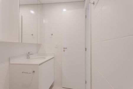 Apartamento para alugar com 67m², 2 quartos e sem vagaBanheiro da Suíte