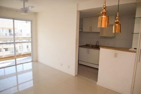 Apartamento para alugar com 61m², 2 quartos e 1 vaga Apartamento para alugar com 61m², 2 quartos e 1 vagaSALA