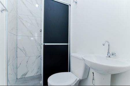 Banheiro de casa para alugar com 1 quarto, 18m² em Torres Tibagy, Guarulhos