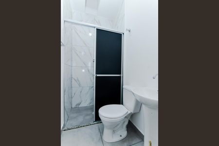 Banheiro de casa para alugar com 1 quarto, 18m² em Torres Tibagy, Guarulhos