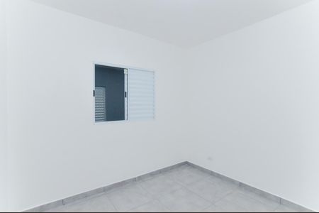 Quarto de casa para alugar com 1 quarto, 18m² em Torres Tibagy, Guarulhos