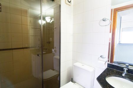 Banheiro de apartamento para alugar com 1 quarto, 34m² em Jabaquara, São Paulo