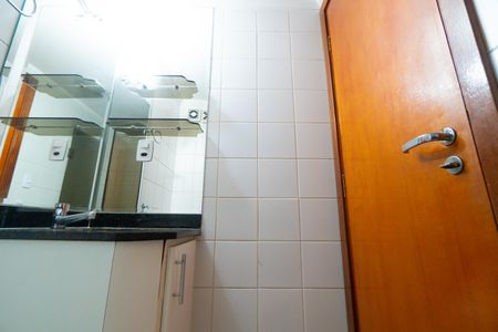 Banheiro de apartamento para alugar com 1 quarto, 34m² em Jabaquara, São Paulo