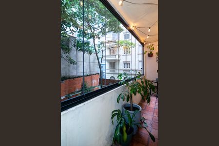 Apartamento à venda com 99m², 2 quartos e sem vaga