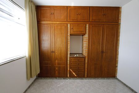 Casa para alugar com 473m², 3 quartos e 3 vagasQuarto 2 - Suíte