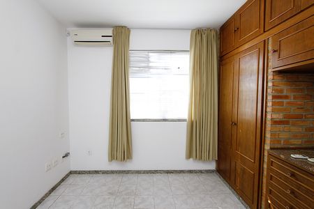 Casa para alugar com 473m², 3 quartos e 3 vagasQuarto 2 - Suíte