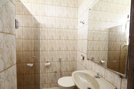 Casa para alugar com 473m², 3 quartos e 3 vagasBanheiro da Suíte