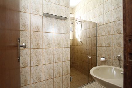 Casa para alugar com 473m², 3 quartos e 3 vagasBanheiro da Suíte