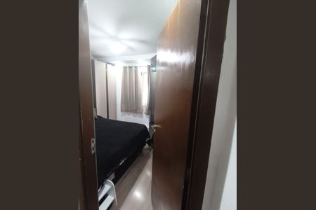 Quarto de apartamento à venda com 2 quartos, 45m² em Jardim Sao Pedro, Osasco