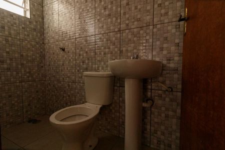Casa à venda com 70m², 2 quartos e 1 vaga