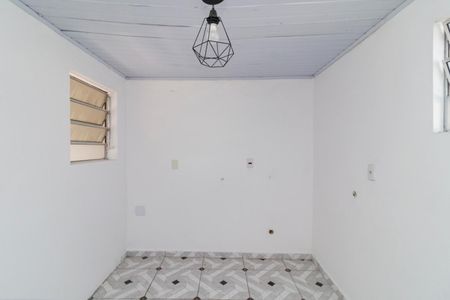Casa à venda com 70m², 2 quartos e 1 vaga