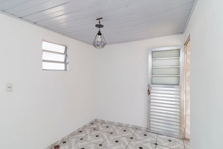 Casa à venda com 70m², 2 quartos e 1 vaga