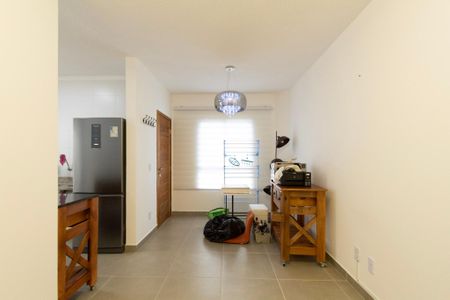 Casa de Condomínio para alugar com 2 quartos, 59m² em Aparecidinha, Sorocaba