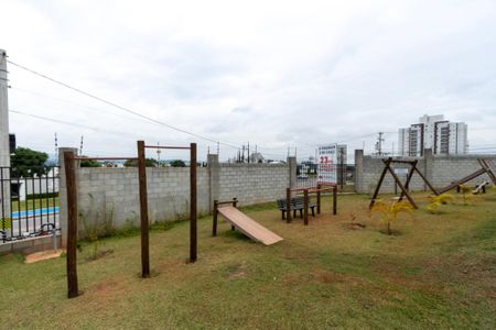 Casa de condomínio para alugar com 59m², 2 quartos e 2 vagas