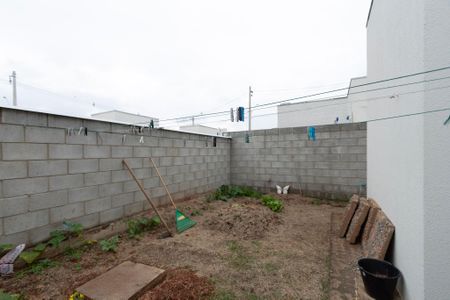 Casa de condomínio para alugar com 59m², 2 quartos e 2 vagas