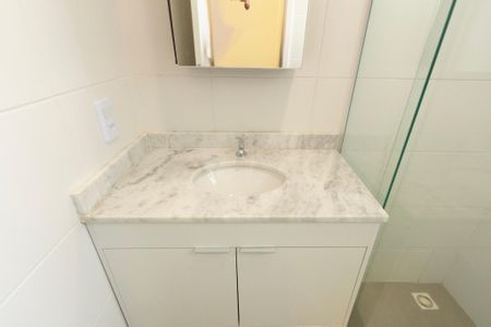 Casa de condomínio para alugar com 59m², 2 quartos e 2 vagas