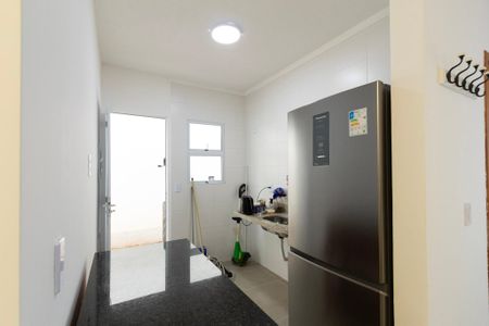 Casa de condomínio para alugar com 59m², 2 quartos e 2 vagas