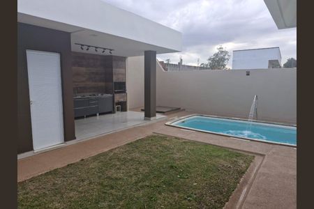 Casa para alugar com 180m², 3 quartos e 4 vagas Casa para alugar com 180m², 3 quartos e 4 vagasÁrea externa