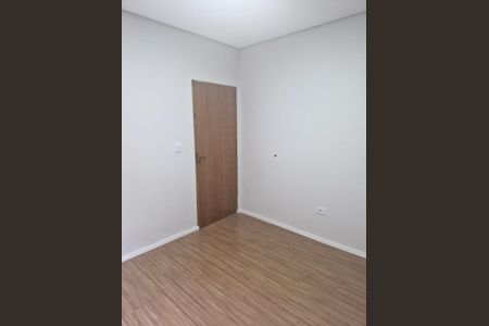 Casa para alugar com 180m², 3 quartos e 4 vagas Casa para alugar com 180m², 3 quartos e 4 vagasQuarto