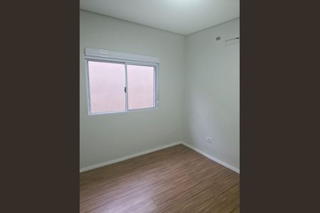 Casa para alugar com 180m², 3 quartos e 4 vagas Casa para alugar com 180m², 3 quartos e 4 vagasQuarto