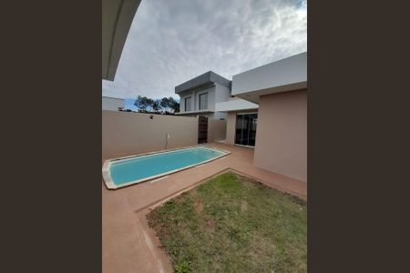 Casa para alugar com 180m², 3 quartos e 4 vagas Casa para alugar com 180m², 3 quartos e 4 vagasÁrea externa