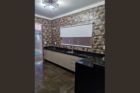 Casa para alugar com 180m², 3 quartos e 4 vagas Casa para alugar com 180m², 3 quartos e 4 vagasCozinha
