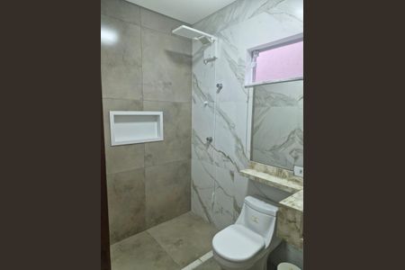 Casa para alugar com 180m², 3 quartos e 4 vagas Casa para alugar com 180m², 3 quartos e 4 vagasBanheiro