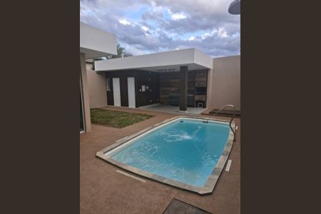 Casa para alugar com 180m², 3 quartos e 4 vagas Casa para alugar com 180m², 3 quartos e 4 vagasÁrea externa