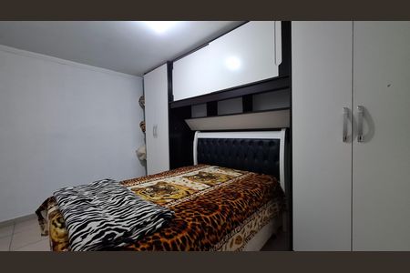 Quarto 1 de apartamento à venda com 2 quartos, 47m² em Parque Sao Vicente, Santo André