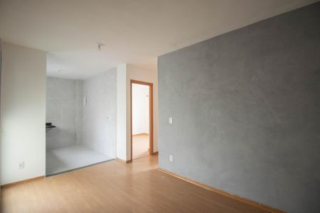 Sala de apartamento para alugar com 2 quartos, 45m² em Vila Lage, São Gonçalo