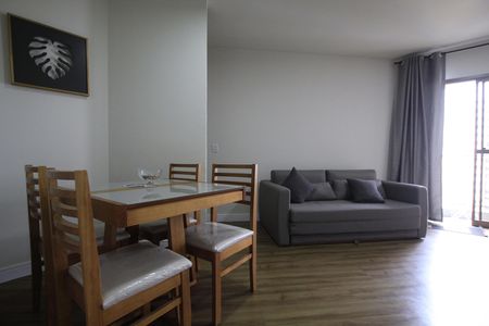 Apartamento para alugar com 1 quarto, 56m² em Aclimação, São Paulo