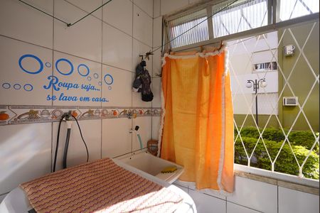 Área de Serviço de apartamento à venda com 2 quartos, 55m² em Vila Nova, Porto Alegre