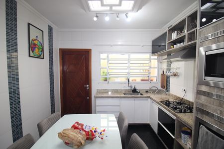 Cozinha de casa à venda com 4 quartos, 125m² em Jardim Peri, São Paulo
