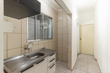 Cozinha de apartamento para alugar com 1 quarto, 40m² em República, São Paulo