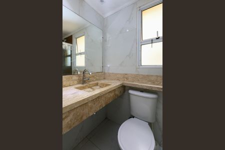 Apartamento para alugar com 68m², 2 quartos e 1 vaga Apartamento para alugar com 68m², 2 quartos e 1 vagaBanheiro da Suíte
