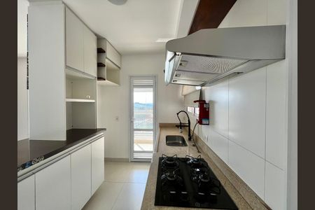 Cozinha de apartamento para alugar com 2 quartos, 73m² em Fazenda Santa Cândida, Campinas