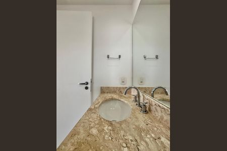 Banheiro da Suíte de apartamento para alugar com 2 quartos, 73m² em Fazenda Santa Cândida, Campinas
