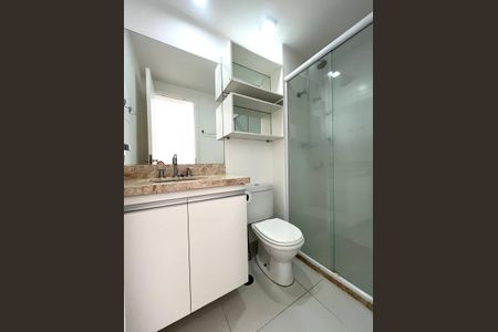 Apartamento para alugar com 73m², 2 quartos e 1 vaga Apartamento para alugar com 73m², 2 quartos e 1 vagaBanheiro