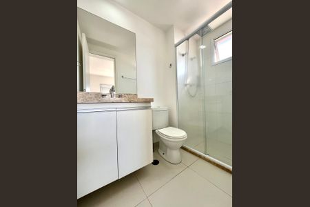 Apartamento para alugar com 73m², 2 quartos e 1 vaga Apartamento para alugar com 73m², 2 quartos e 1 vagaBanheiro da Suíte