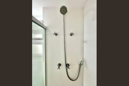 Apartamento para alugar com 73m², 2 quartos e 1 vaga Apartamento para alugar com 73m², 2 quartos e 1 vagaBanheiro