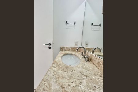 Apartamento para alugar com 73m², 2 quartos e 1 vaga Apartamento para alugar com 73m², 2 quartos e 1 vagaBanheiro