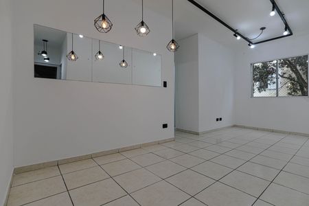 Sala de apartamento para alugar com 2 quartos, 55m² em Vila Bela Flor, Mogi das Cruzes