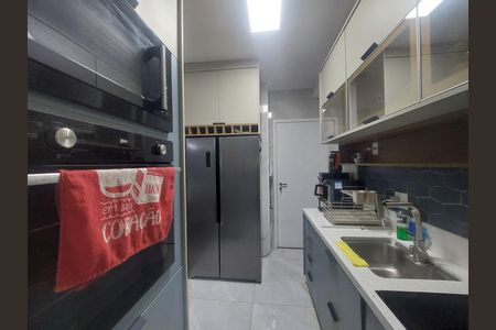Apartamento à venda com 75m², 2 quartos e 1 vaga Apartamento à venda com 75m², 2 quartos e 1 vagaCozinha