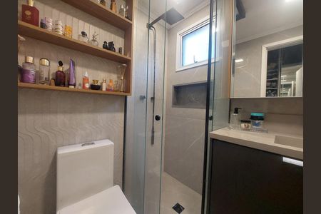 Apartamento à venda com 75m², 2 quartos e 1 vaga Apartamento à venda com 75m², 2 quartos e 1 vagaBanheiro Suíte