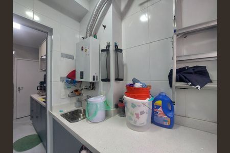 Área de Serviço de apartamento à venda com 2 quartos, 75m² em Parque Guarapiranga, São Paulo